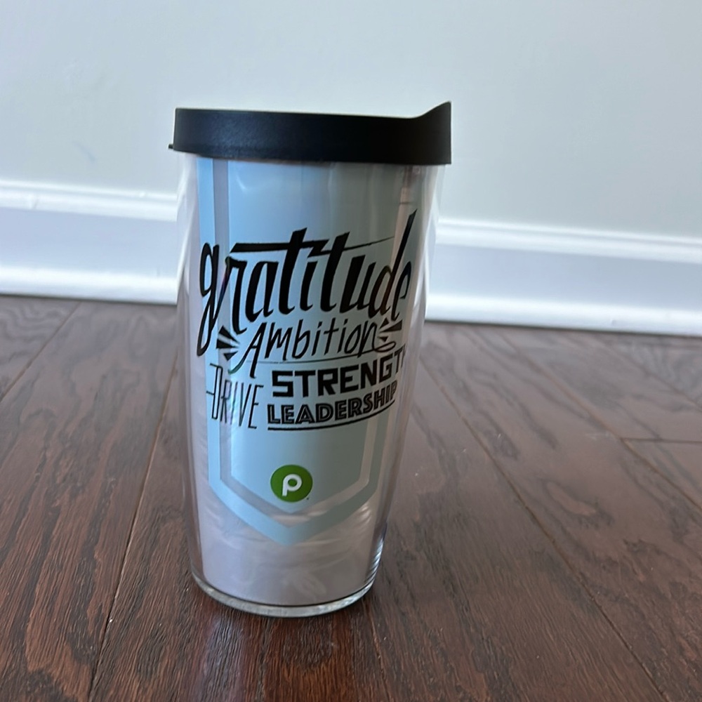 Tervis cup NWT